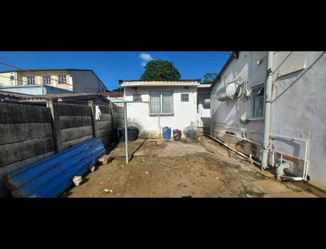 2 BEDROOM HOUSE FOR SALE IN SHASTRI PARK